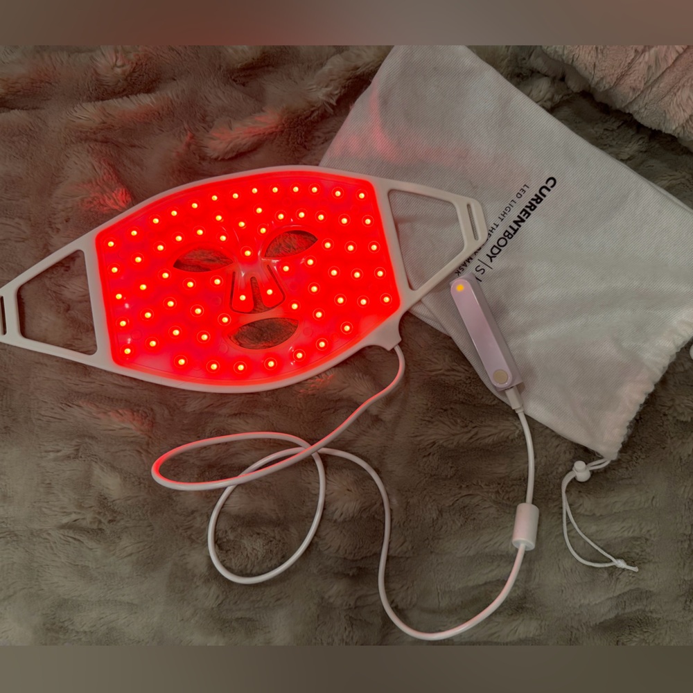 CurrentBody Skin LED Face Mask - Picture 2 of 2